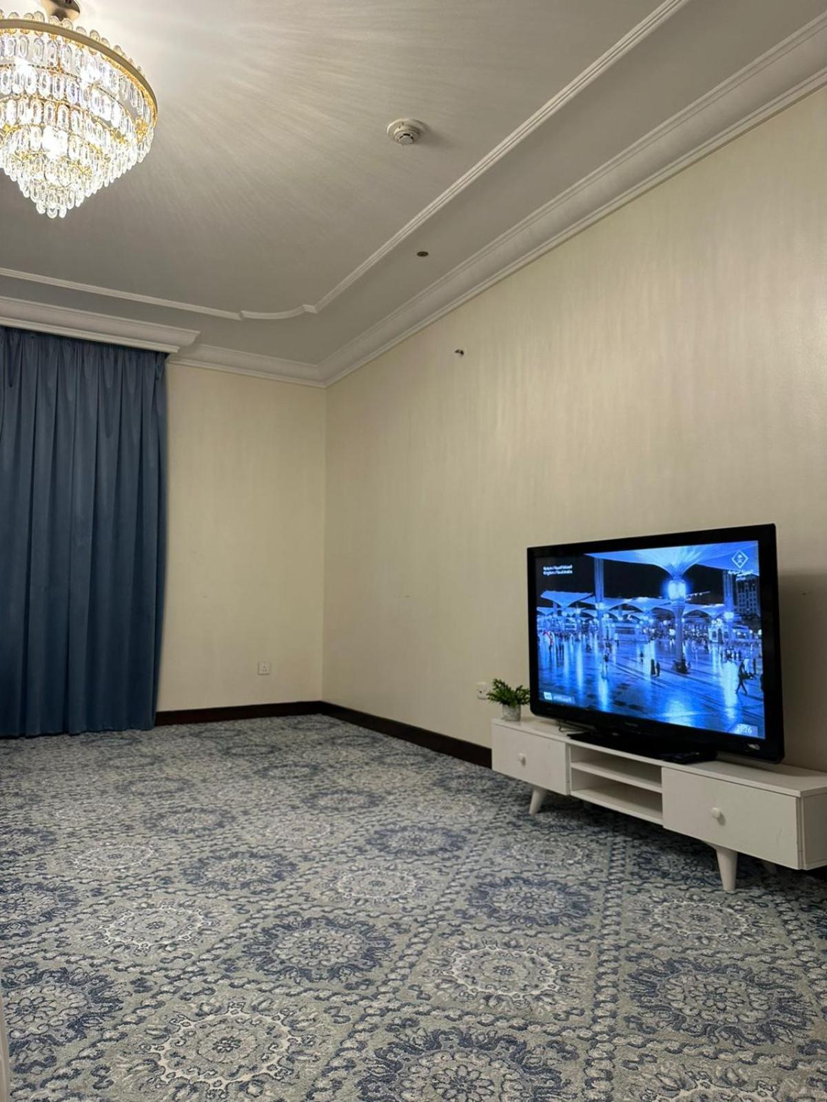 Zad Al Eman Suites Hotels Medína Pokoj fotografie