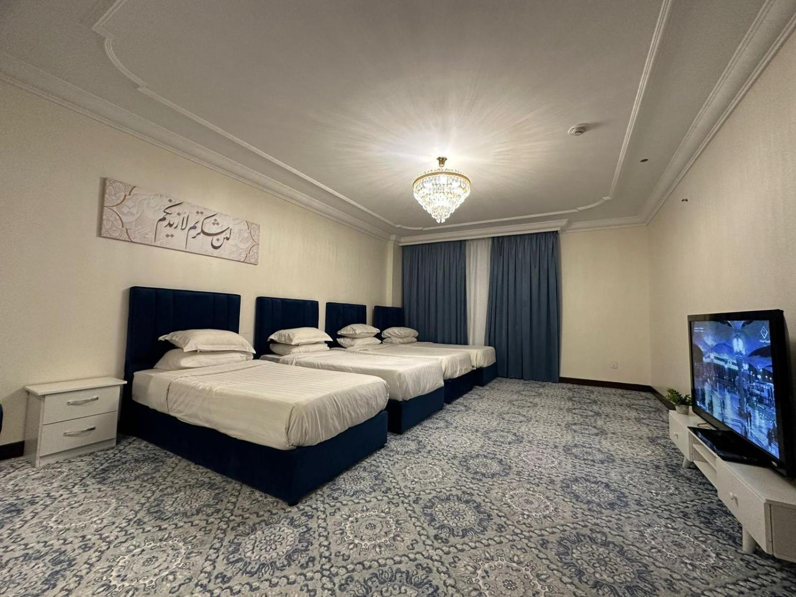 Zad Al Eman Suites Hotels Medína Pokoj fotografie