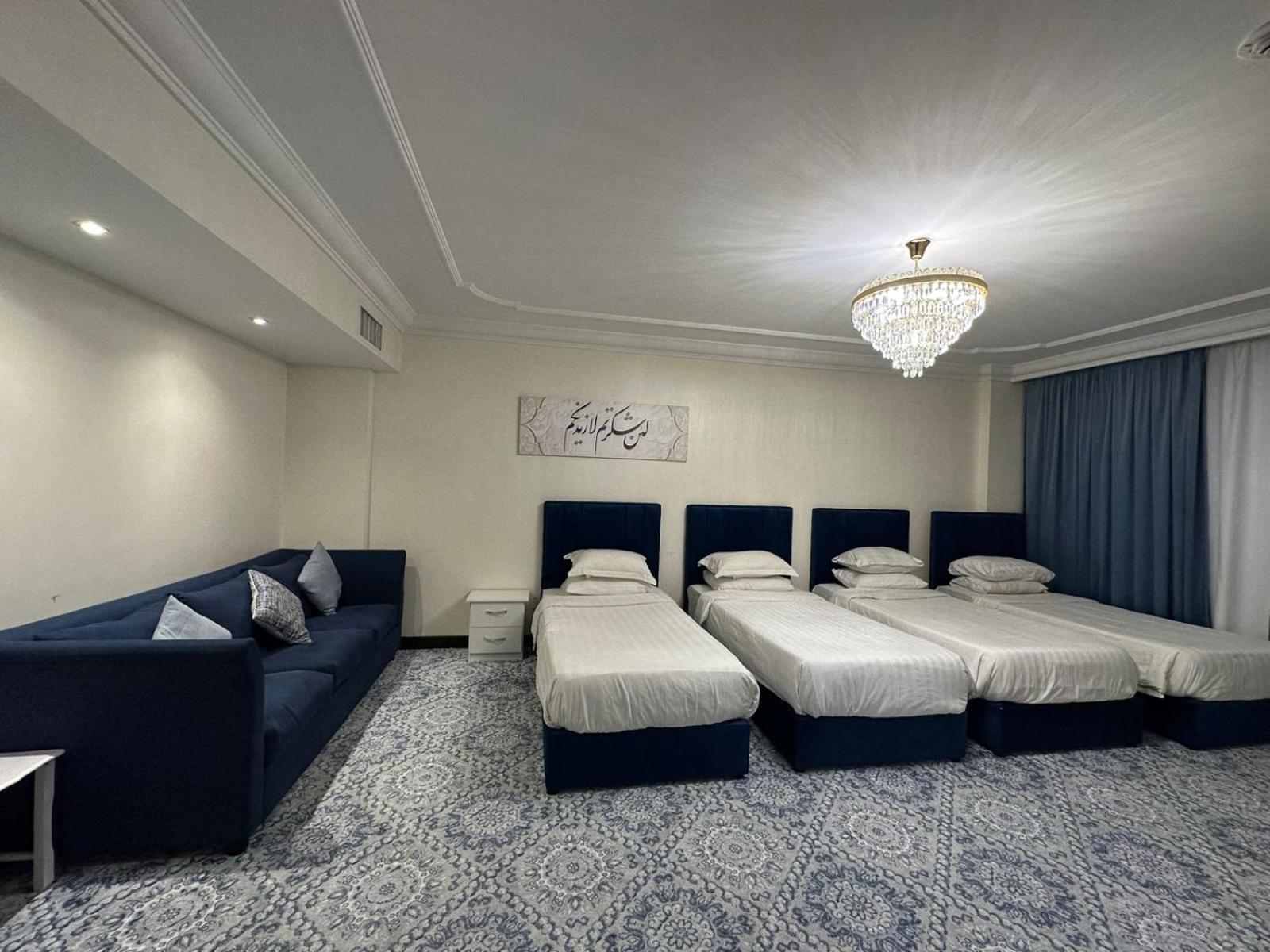 Zad Al Eman Suites Hotels Medína Pokoj fotografie