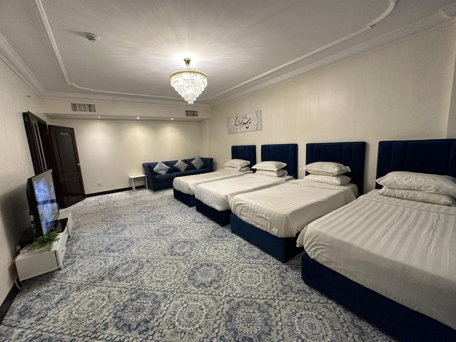 Zad Al Eman Suites Hotels Medína Pokoj fotografie